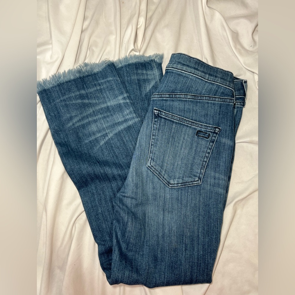 AYR Medium Wash Straight-Leg Jeans with Raw Hem - Picture 11 of 12